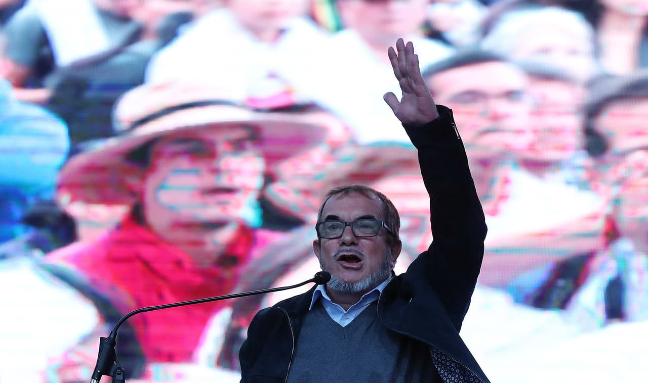 Timochenko, líder de las antiguas FARC, lanza su candidatura a la presidencia de Colombia