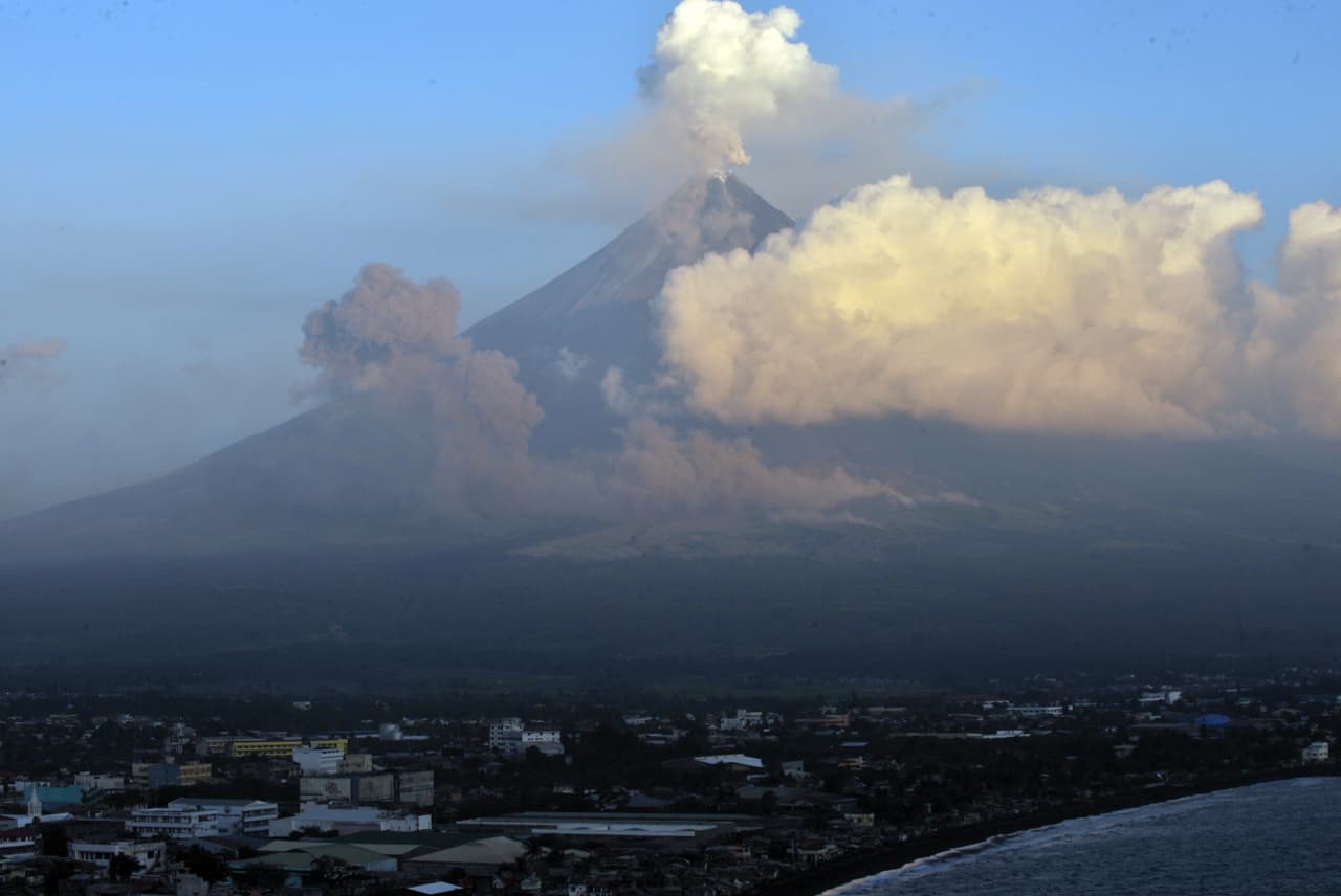 <h3 class="cms-H3-H3">8. Monte Mayón</h3>
<br>
<br>🌋 Altura: 2,463 metros.
<br>
<br>🌋 País: Filipinas.
<br>
<br>🌋 Última erupción: 2013.
<br>