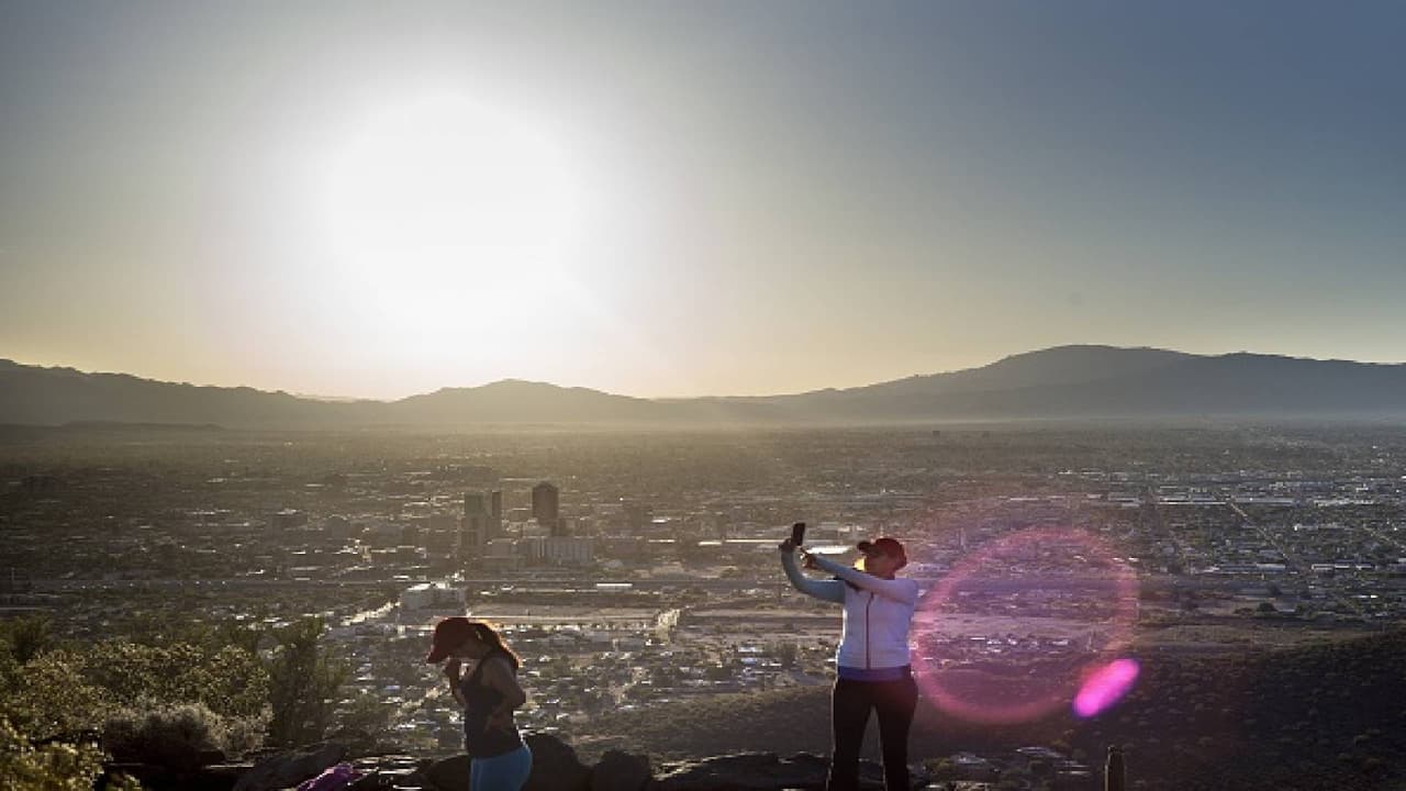 <b>Tumamoc Hill: </b>Esta colina se encuentra en el centro de Tucson, Arizona y es ideal para las familias que no solo quieran hacer ejercicio si no también tomar fotos del paisaje al sur del estado.