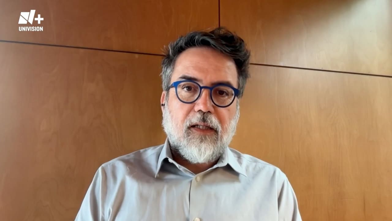 Arturo Béjar cuestiona a Zuckerberg y Altman y pide leyes para controlar los daños tecnológicos