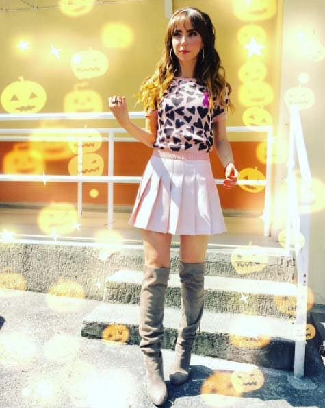 Si buscas un estilo girly y chic, agrégale un toque de rosa a tu outfit y te verás divina como Natalia Téllez.