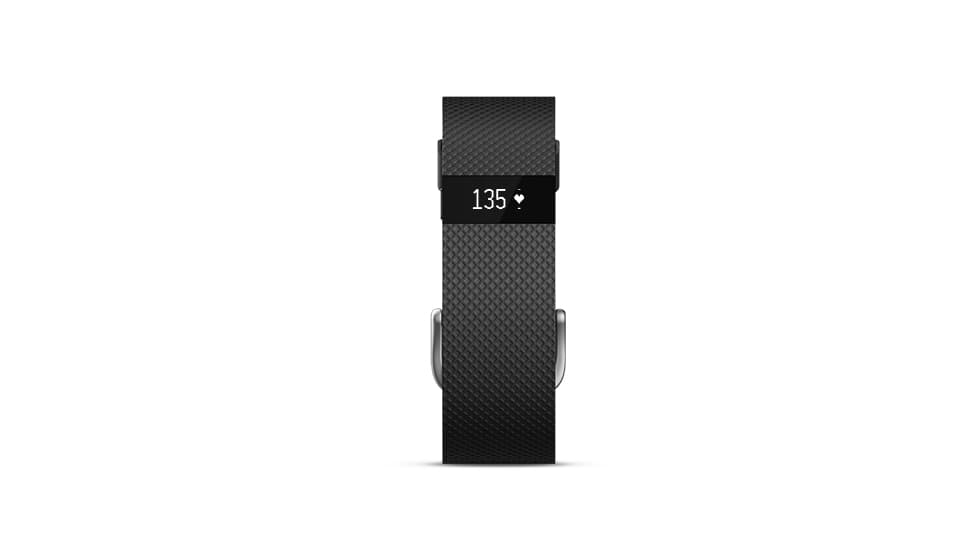 ¿Tu papá es fan de hacer ejercicio y mantenerse en forma? Ya no busques más este es su regalo ideal, pues con el Fitbit Cargo HR sabrá el ritmo de su corazón cuando haga sus rutinas de ejercicio. Él será feliz durante sus entrenamientos y además puede traerla todo el día para checar su salud.