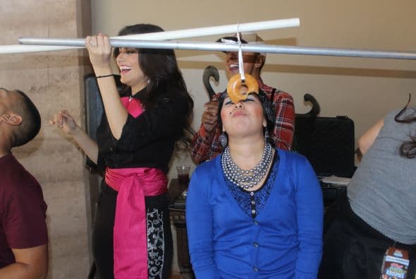 ¡Así es como Univisión Arizona celebra el Halloween!  Dulces, calaveras, disfraces y mucha diversión. 