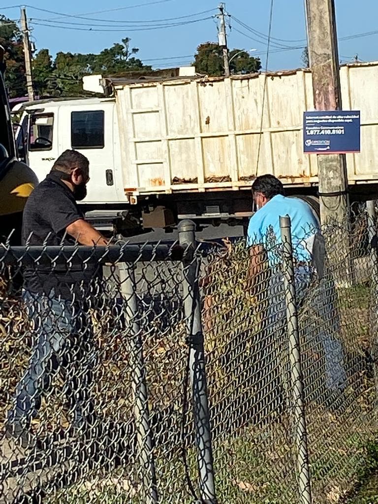 Personal del Negociado de la Policía de Puerto Rico de la División de Relaciones con la Comunidad del Área de Arecibo, en unión a líderes comunitarios y la administración del Municipio de Arecibo, realizaron varias labores de impacto comunitario.
<br>