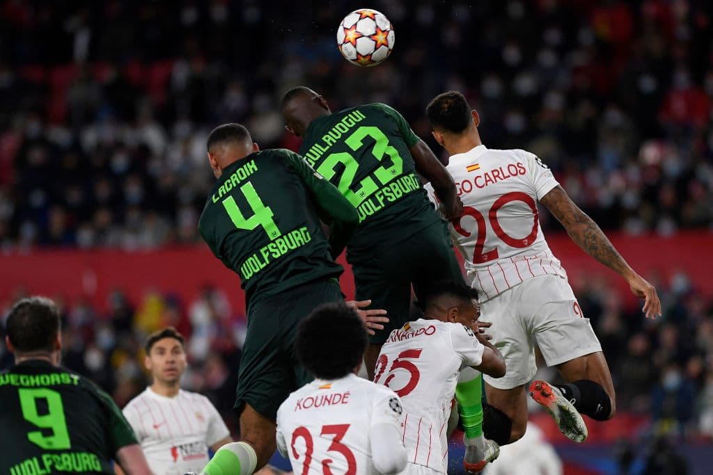 Sevilla vence al Wolfsburg y sueña con el pase a los octavos de final