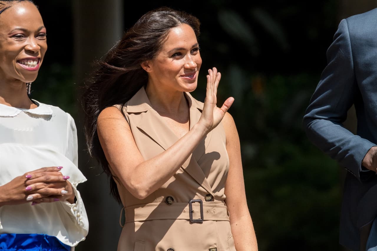 La duquesa de Sussex, 
<b><a href="https://www.univision.com/famosos/72-parlamentarias-del-reino-unido-se-solidarizan-con-meghan-markle-por-las-calumnias-de-tabloides-britanicos-fotos">Meghan Markle,</a></b> expresó su agradecimiento al grupo de 
<b>72 parlamentarias británicas</b> que la apoyaron con una carta abierta criticando 
<b>el trato</b> que ha recibido por parte de 
<b>algunos tabloides</b>.