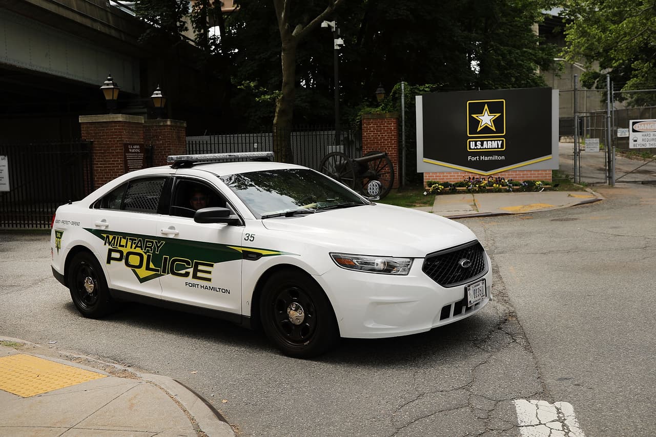 Los expertos parecen reconocer fácilmente algunos lugares en donde por cuestiones de seguir el protocolo que corresponde implica revisar la validez de la identidad y a hacer una revisión de los antecedentes de las personas.