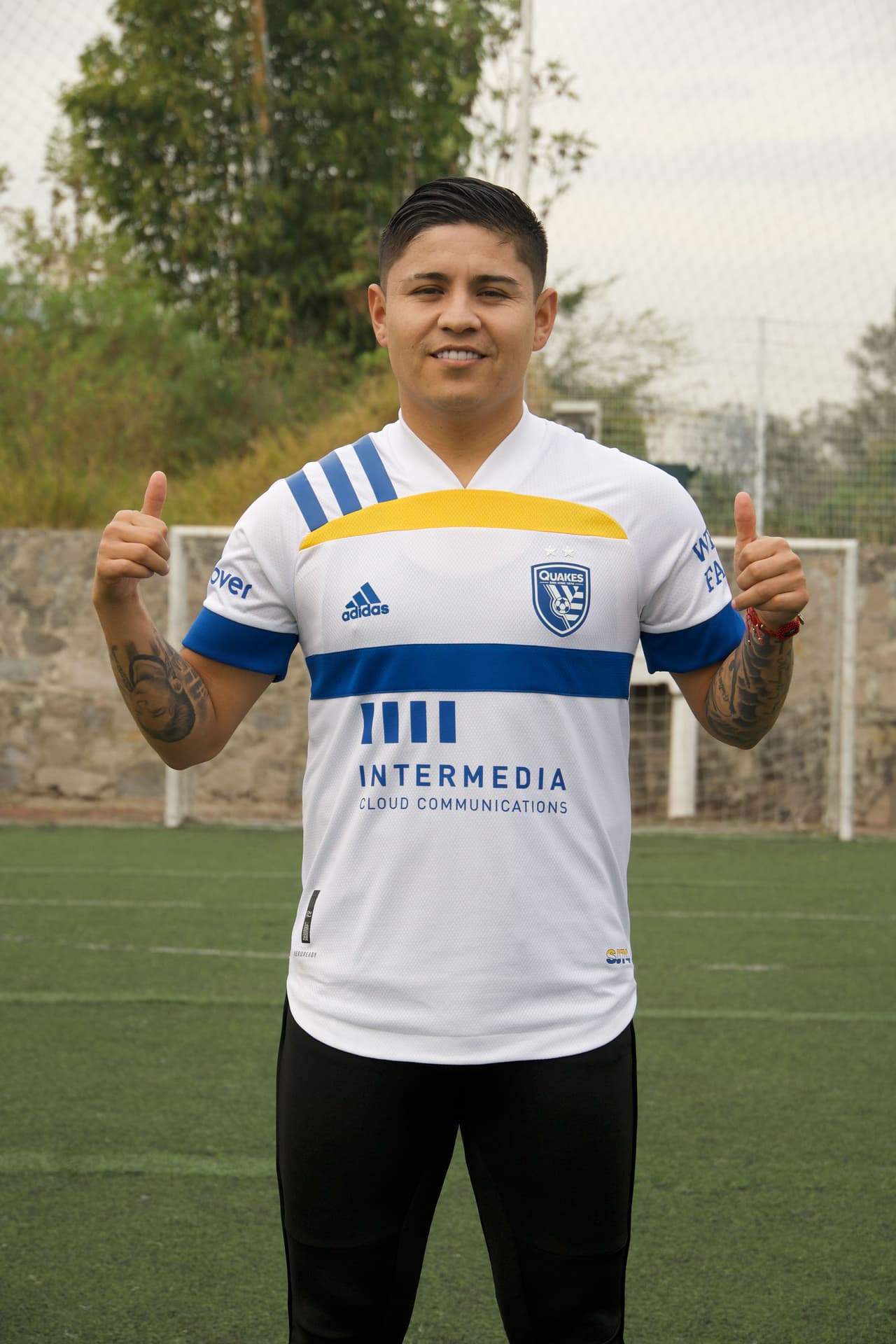 ‘La Chofis’ López registró 21 goles y 12 asistencias en 185 cotejos con Guadalajara. Matías Almeyda y Javier Eduardo López compartieron historia en las Chivas, cuando el estratega argentino ocupó el banquillo del cuadro rojiblanco.