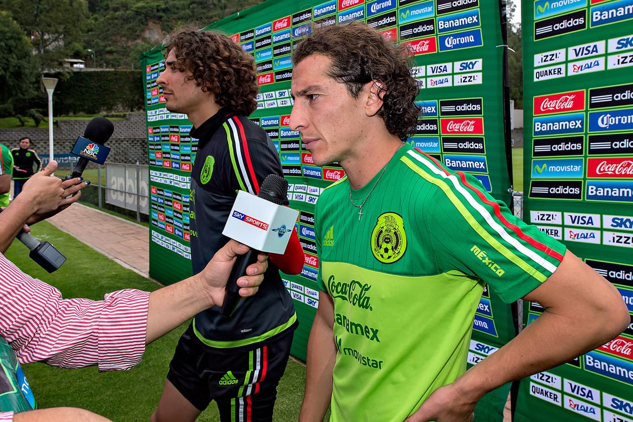 El Tri de Copa Oro empezó a soltar los músculos con gran intensidad en la práctica