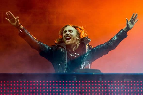 Abril 4-David Guetta: El teatro Aragon en Chicago presenta al afamado DJ francés que de seguro te pondrá a bailar sin parar toda la noche.