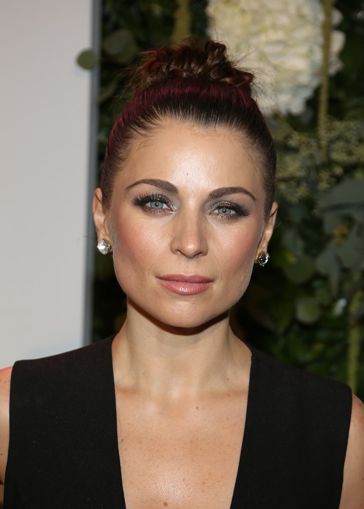 La actriz
<b>Ludwika Paleta</b> había sido muy parca en sus declaraciones sobre su esposo
<b><a href="https://www.univision.com/shows/el-gordo-y-la-flaca/fiscal-en-eeuu-senala-a-emiliano-salinas-esposo-de-ludwika-paleta-como-presunto-complice-de-una-secta-sexual-video">Emiliano Salinas, quien fue mencionado por la fiscalía</a></b> de Estados Unidos como cómplice del líder de la secta sexual NXIVM.