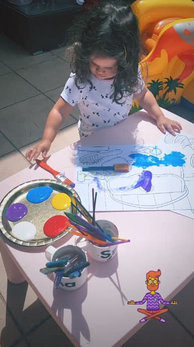 En la agenda de Yisus también hay espacio para el arte. En redes sociales dejó ver este momento junto a su hija menor.