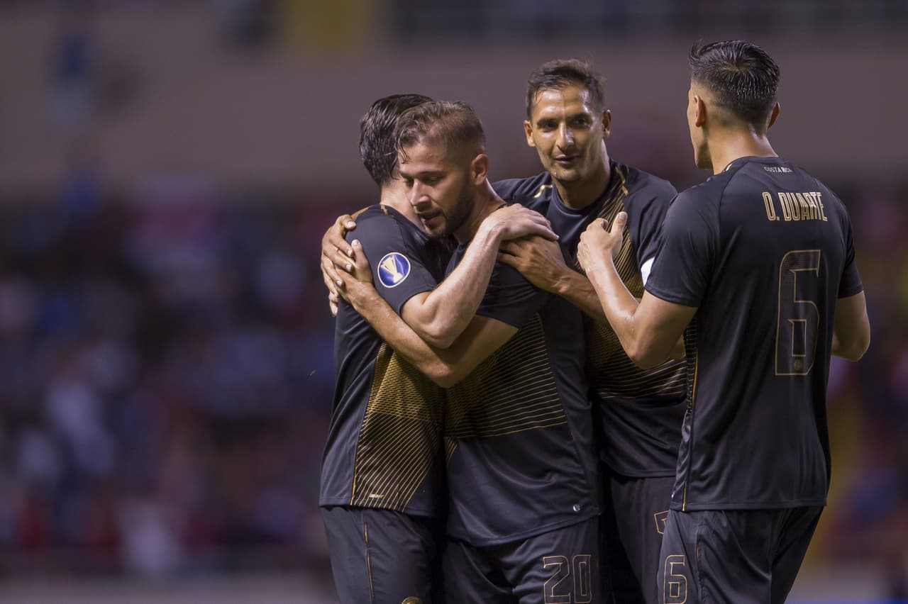 Al minuto 45', antes de terminar el primer tiempo, Elías Aguilar marcó el 3-0 a favor de Costa Rica.
