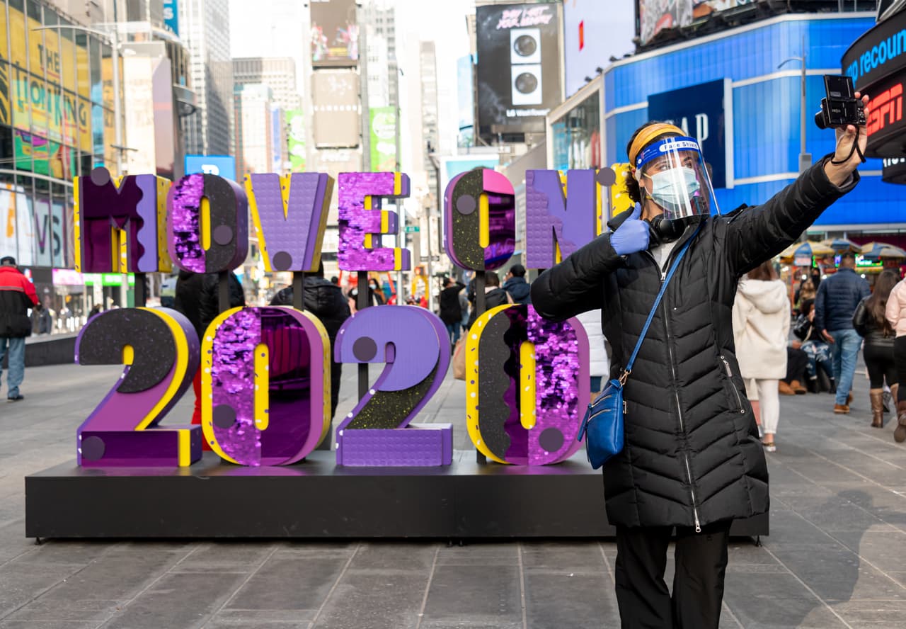 Este fin de año no se permitirán espectadores en Times Square; el NYPD dice: "Quédense en casa"
