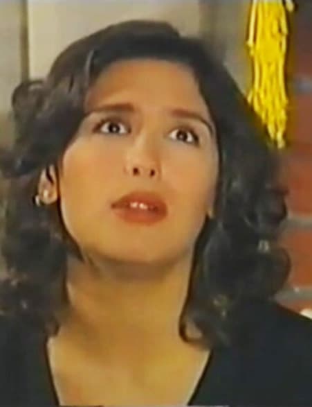 La telenovela 'Bendita mentira' (1996) fue agridulce para Angélica Vale. Al inicio de las grabaciones, la actriz estaba feliz porque, después de 10 años, volvía a compartir créditos con su mamá pero la felicidad se ensombreció a mitad del proyecto cuando su abuela, Angélica Ortiz, falleció.