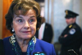 Cada vez más gente en California desaprueba la gestión de la senadora Dianne Feinstein