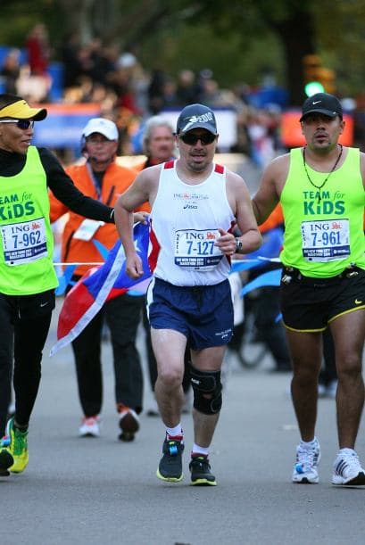 A pesar de competir con dolor en una de sus rodillas, Peña pudo entrar en la línea de meta con un registro inferior en casi 21 minutos al que había pronosticado en los días previos.