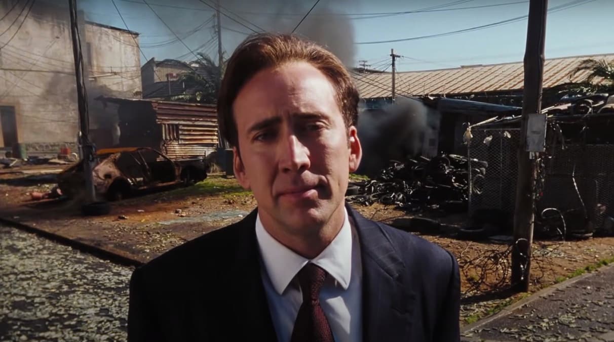 Al igual que ‘Fight Club’, el final de ‘Lord of war’ fue sustituido con un texto que explica que el personaje principal confesó todos sus crímenes y fue condenado a cadena perpetua.