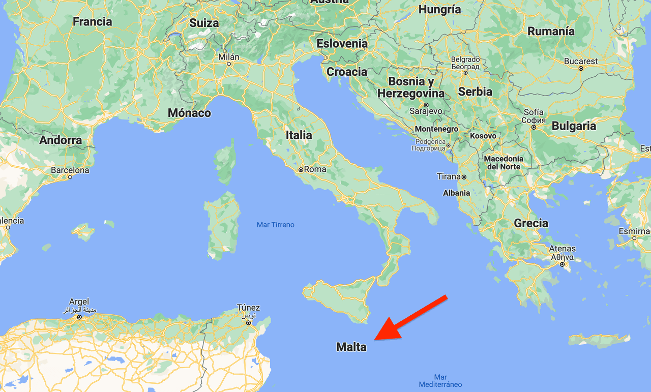 El archipiélago de Malta se ubica al sur de la isla de Sicilia, Italia.