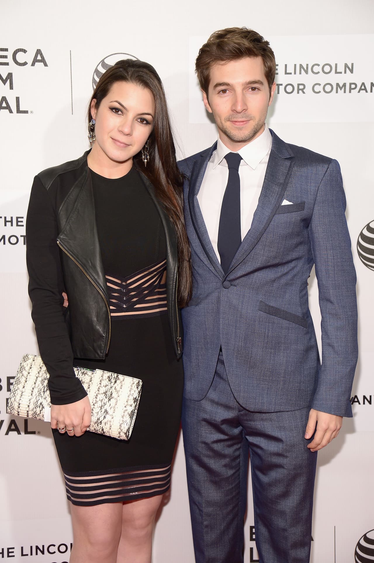 Conoce más de Roberto con estas imágenes.