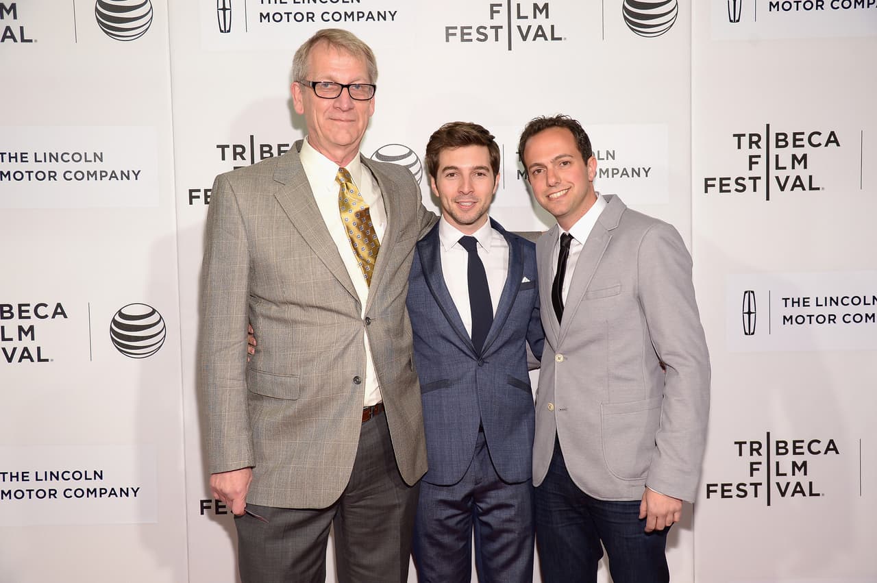 Conoce más de Roberto con estas imágenes.