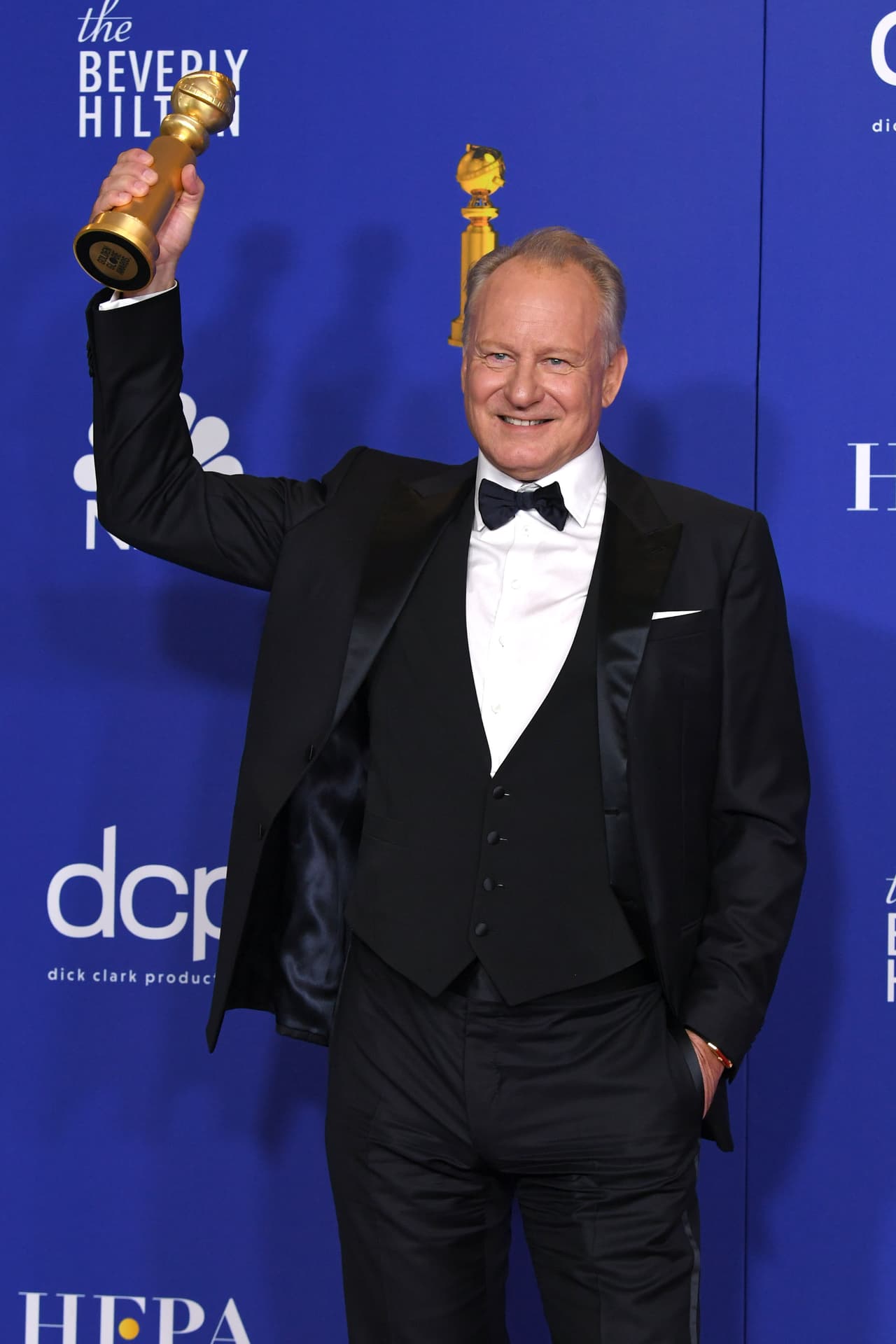 Stellan Skarsgård también estaba eufóricoal vencer como Mejor actor secundario de serie, miniserie o película de televisión por 'Chernobyl'.