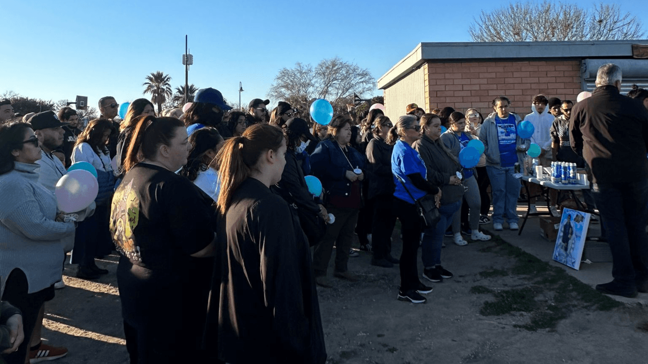 Familiares y amigos se juntaron para poder recordar a Matthew Guerra mediante una vigilia. Su cuerpo fue hallado el 26 de diciembre y la manera de su muerte se confirmó fue un homicidio, de acuerdo con el Médico Forense del Condado de Bexar.