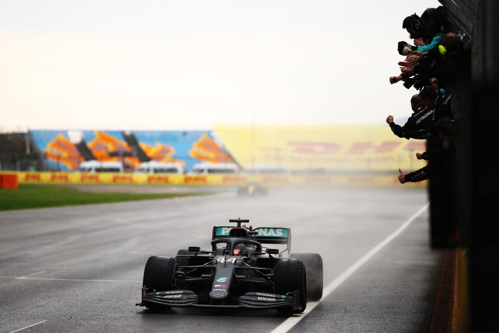 Las ultimas celebraciones de Hamilton habían sido en México o Estados Unidos, pero gracias al covid-19, este año la coronación llegó en Turquía.
<br>