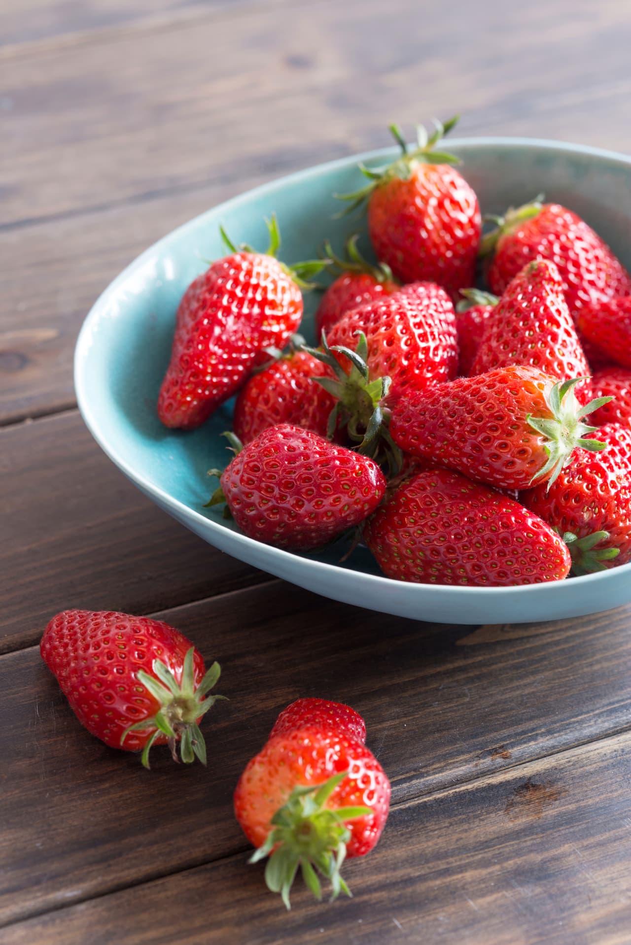 Fresa: Haz un dulce de fresa súper rico y fácil. Utilizarás fresas, azúcar y un chorrito de zumo de limón.