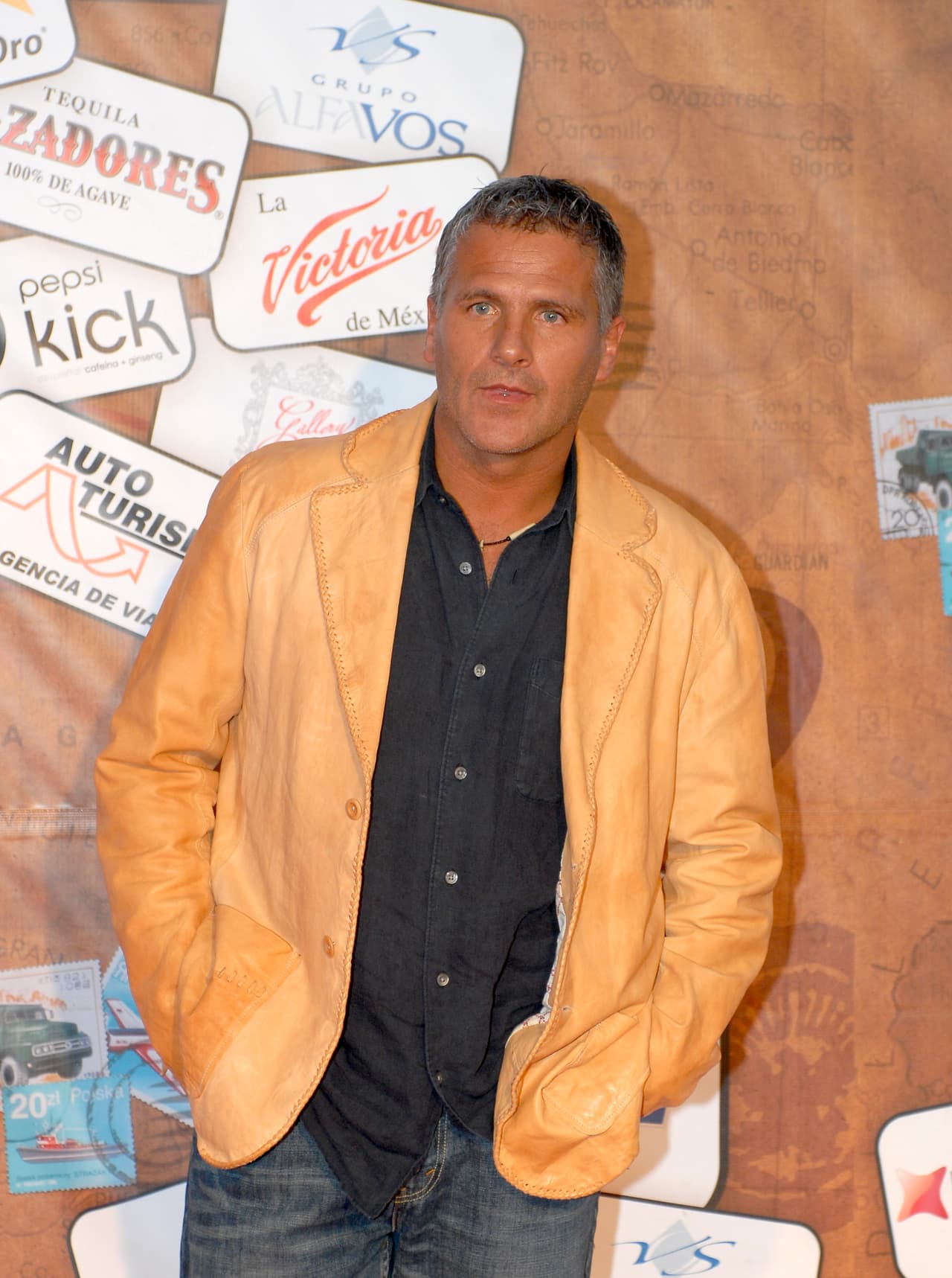 "Yo me llevé la peor parte del escándalo que armó la señora, ¿y sabes por qué?, por ser hombre, porque si me defendía me veía mal, y si me quedaba callado también llevo las de perder", agregó.