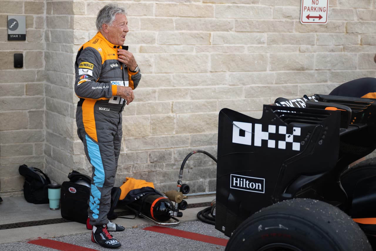 Brad Pitt, Pharrell Williams y Ed Sheeran atestiguaron el triunfo de Red Bull en el GP de Estados Unidos.