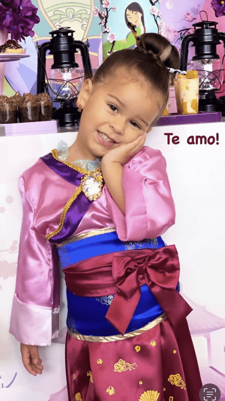 Silvana resultó ser toda una modelo. Aquí festejó su cumpleaños número 4 con temática de la película 'Mulan'.