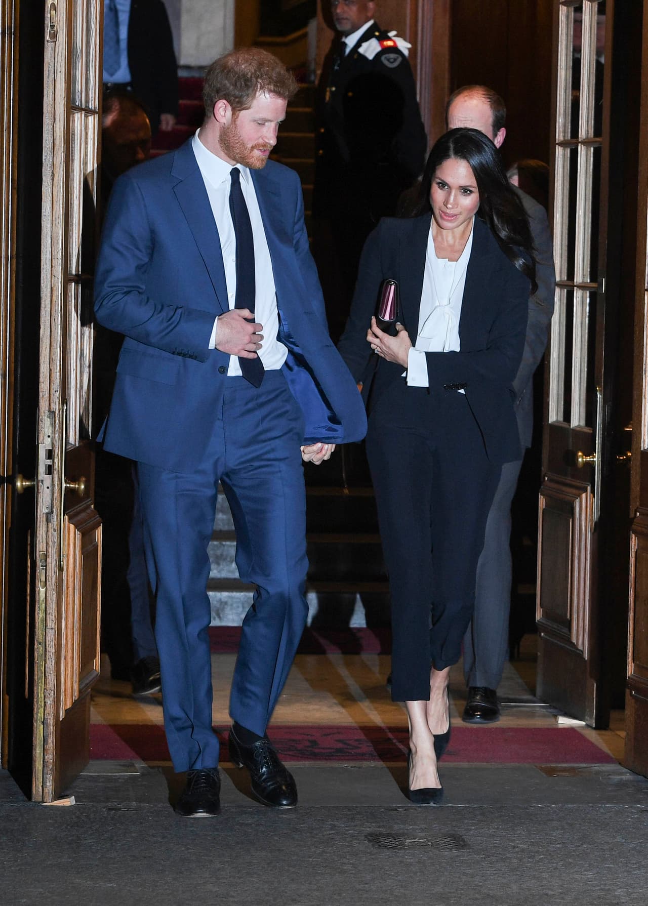 Pero el Palacio de Buckingham reveló al diario 
<a href="https://www.mirror.co.uk/news/uk-news/palace-denies-kate-middleton-slapped-13670961" target="_blank">The Mirror</a> que "esto nunca sucedió".