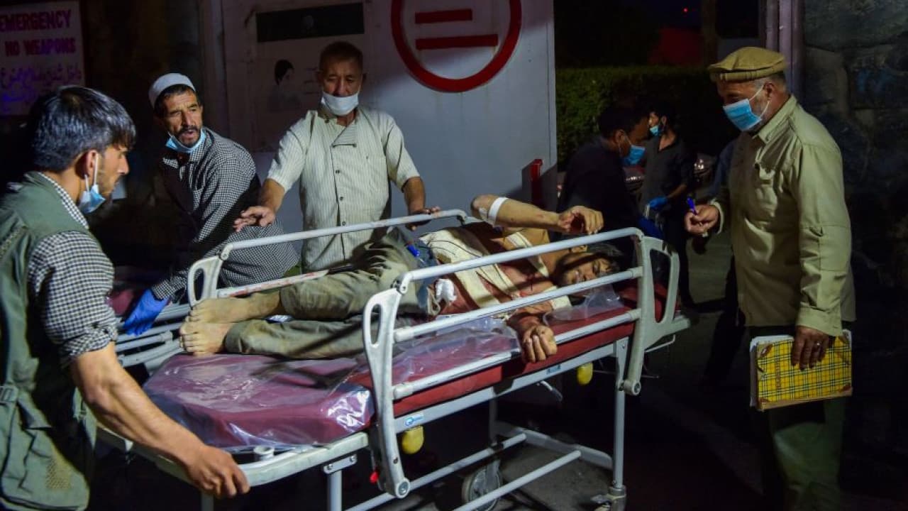 <b>En video: Talibanes dicen que la presencia de fuerzas extranjeras motivó los ataques en Kabul</b>
<br>
<br>Abdul Qahar Balkhi, portavoz talibán, aseguró que fue un acto de terrorismo que debería ser condenado por todo el mundo. En las explosiones murieron varios civiles incluidos al menos 12 soldados estadounidenses.