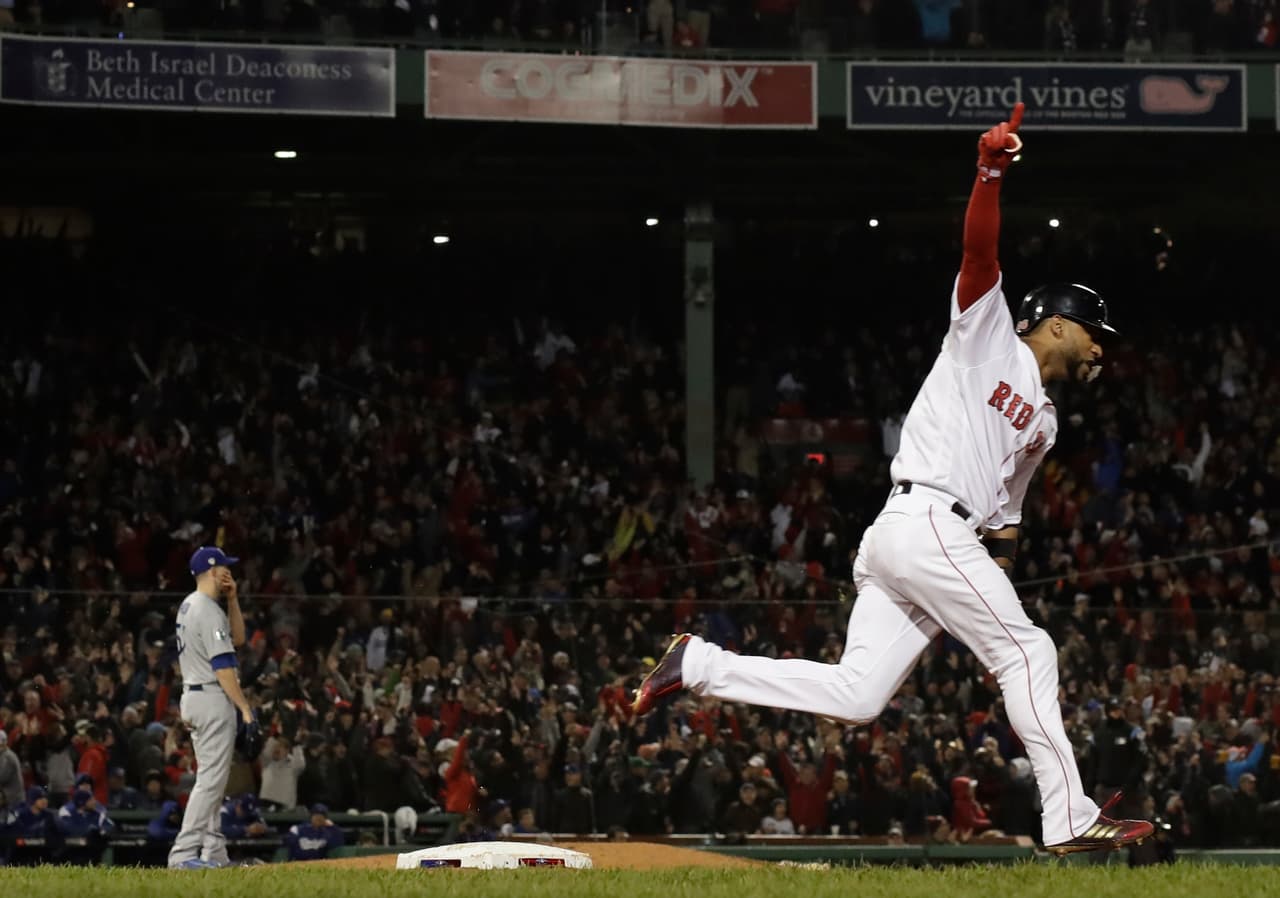 Núñez pegó sendo batazo por encima del Monstruo Verde, en el prado izquierdo, para llevarse por delante a Benintendi y a JD Martínez para alejar 8-4 a los Red Sox. Ese fue el punto de inflexión.
