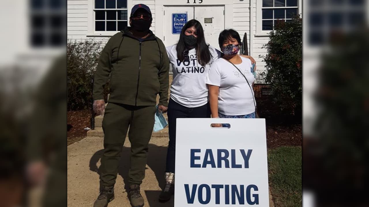 “Soy la voz de mi familia”: hispanos votan por primera vez en Carolina del Norte