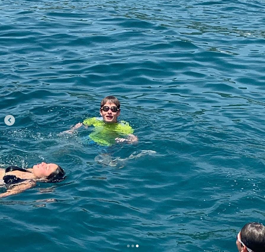 Se le cuestionó si ya está lista para que le digan "suegra": "Cuando me lo digan, bienvenida y la voy a querer mucho. La que quiera a mi hijo, bienvenida".
<br>
<br>