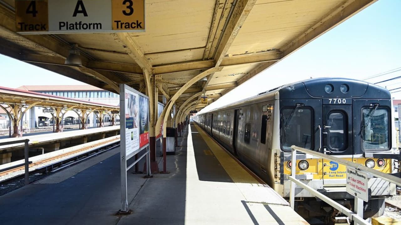 LIRR y Metro - North ofrecerán viajes a $1 dólar durante los fines de semana del verano