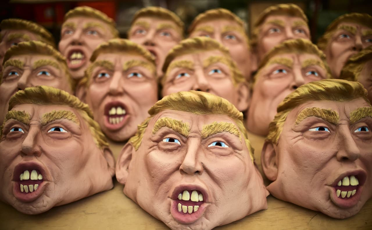 En el municipio de Jiutepec, Michoacan, una empresa mexicana ha creado unas mascaras muy originales para este Halloween.