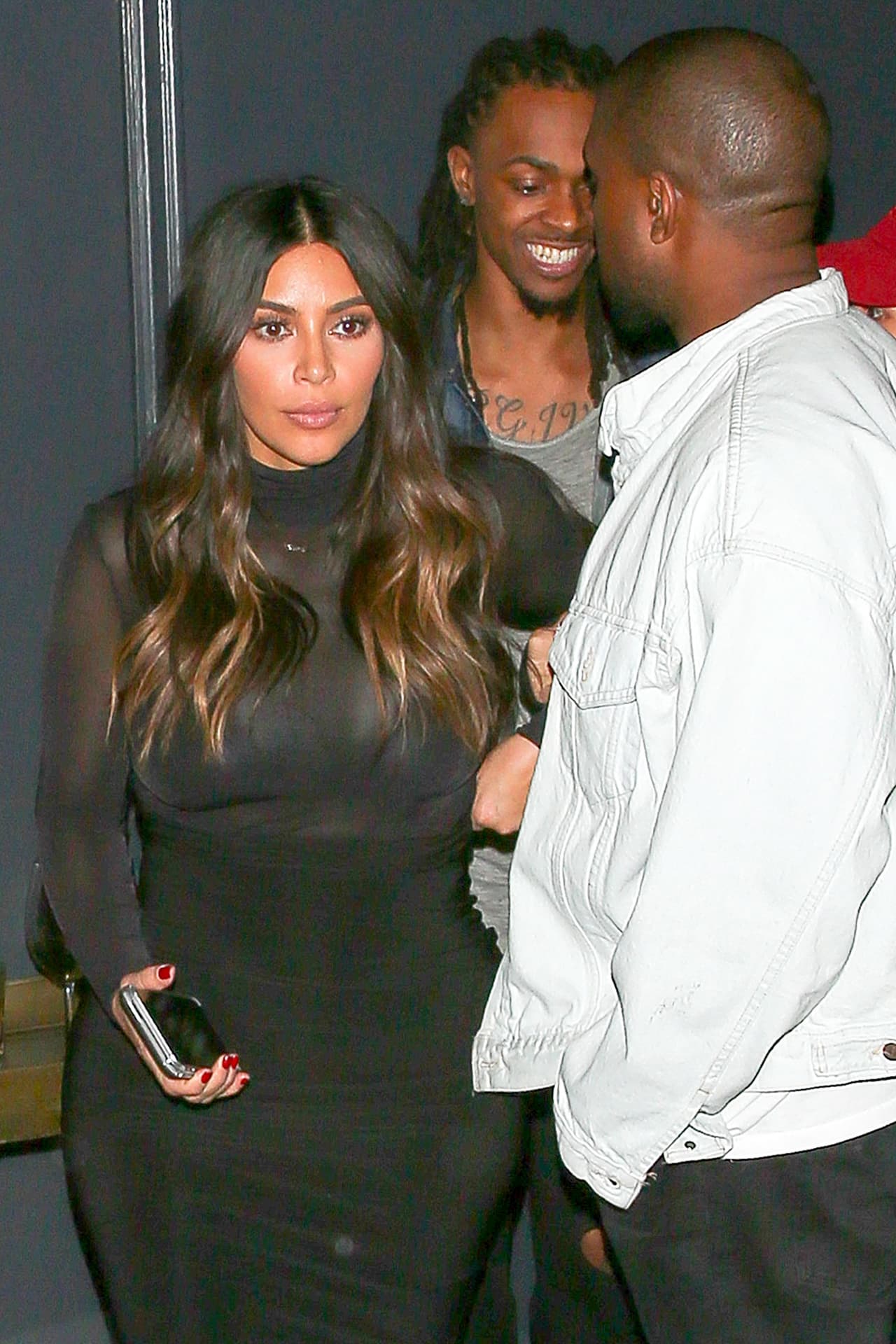 Pues ahora ha recuperado la confianza y presume sus curvas post-embarazo.