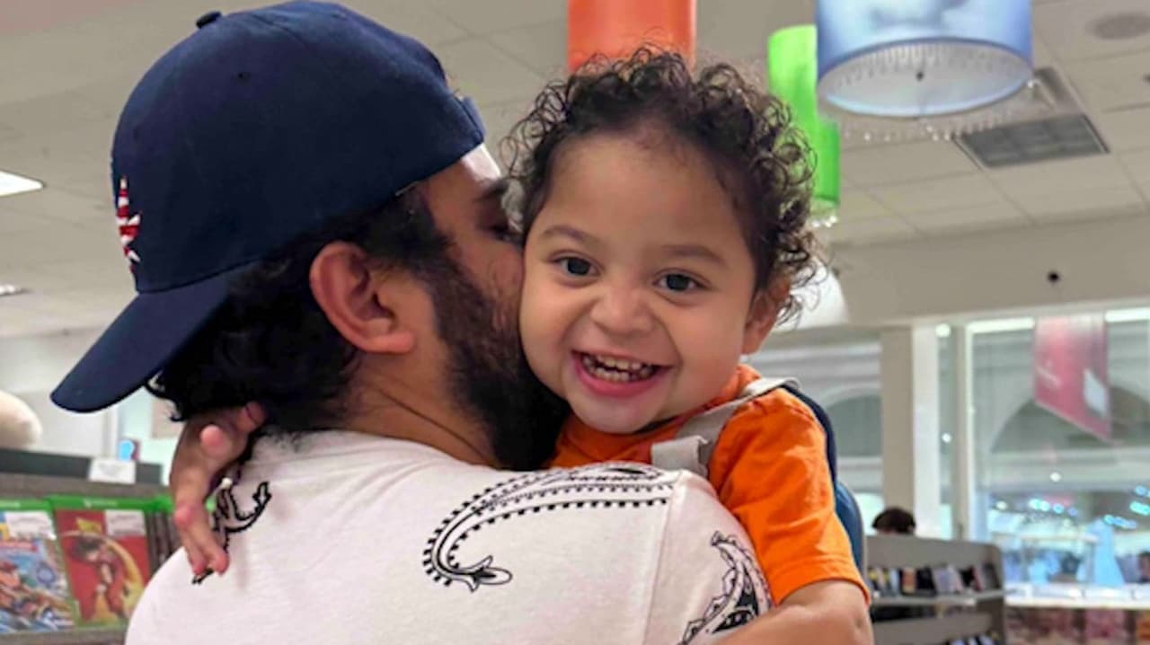 "Quiero salvar a mi hijo", deportación complica situación de familia con un pequeño enfermo