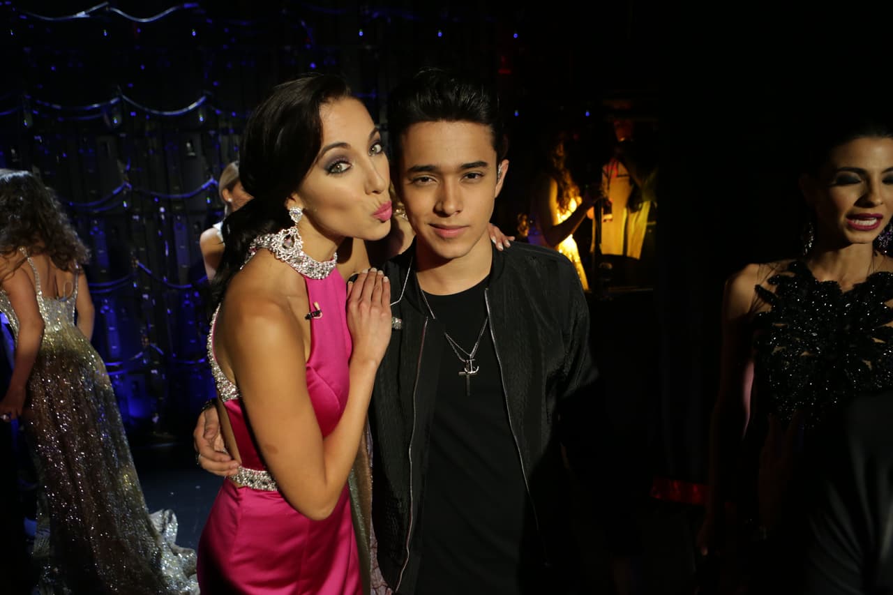 Christopher, Zabdiel, Erick, Richard y Joel regresaron a Univision como estrellas para interpretar su nuevo éxito ‘Tan fácil’, en una noche llena de glamour y belleza para los chicos ganadores de La Banda.