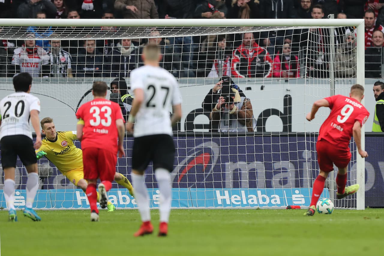 El propio Terrode fue el encargado de cobrar desde el manchón penal y no perdonó al minuto 57.