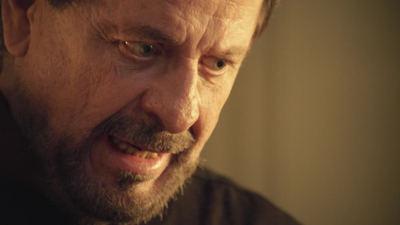 El 
<b>padre</b> 
<b>Stefano</b> acudió a conocer a Ricardo, a quien le dio la bendición creyendo que se trata del 
<b>Mesías</b> y el cumplimiento de la Profecía sobre su regreso a la Tierra.