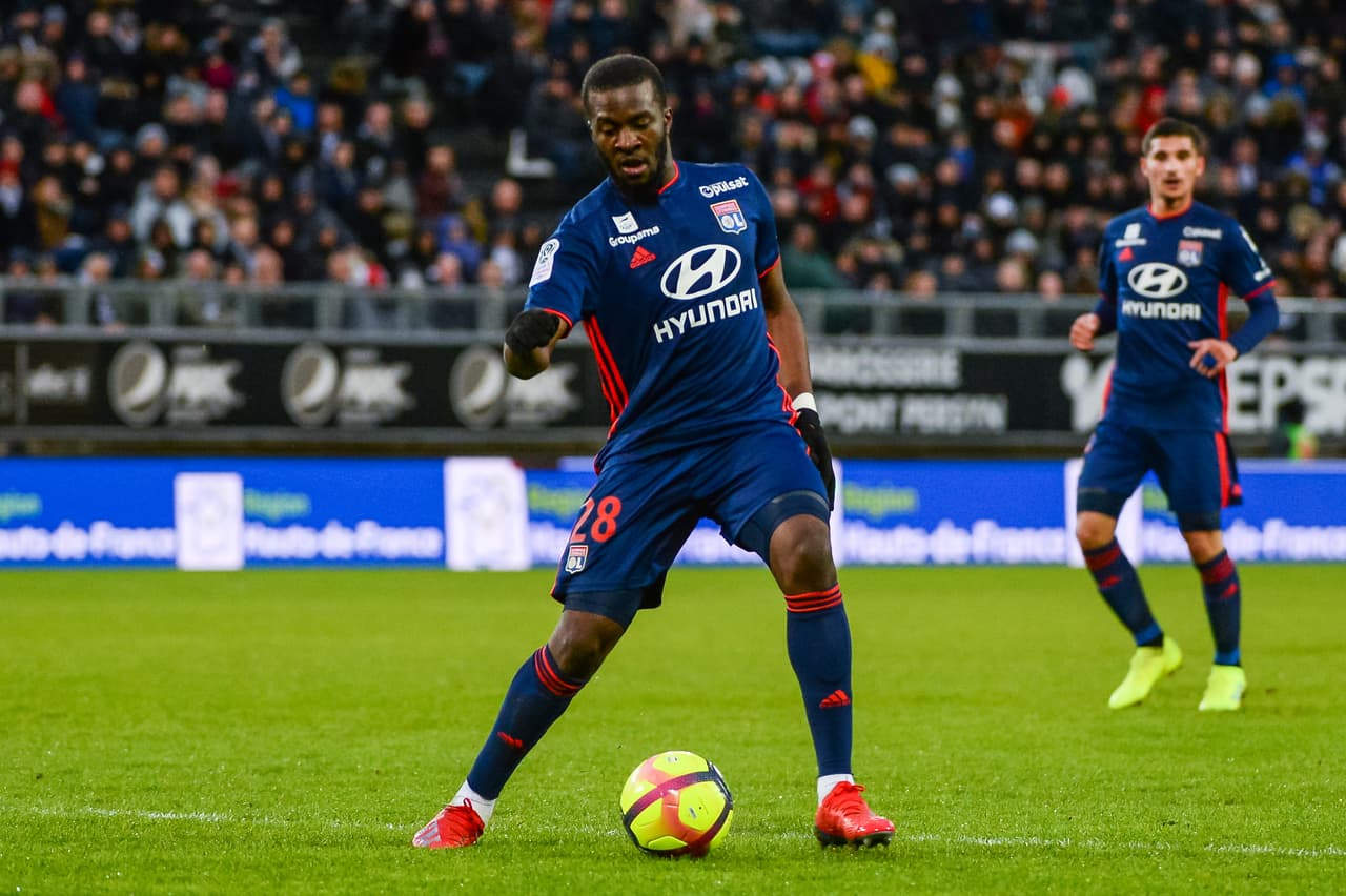 Otro que también podría sumarse a la Juventus sería el defensor francés Tanguy Ndombélé desde el Lyon.