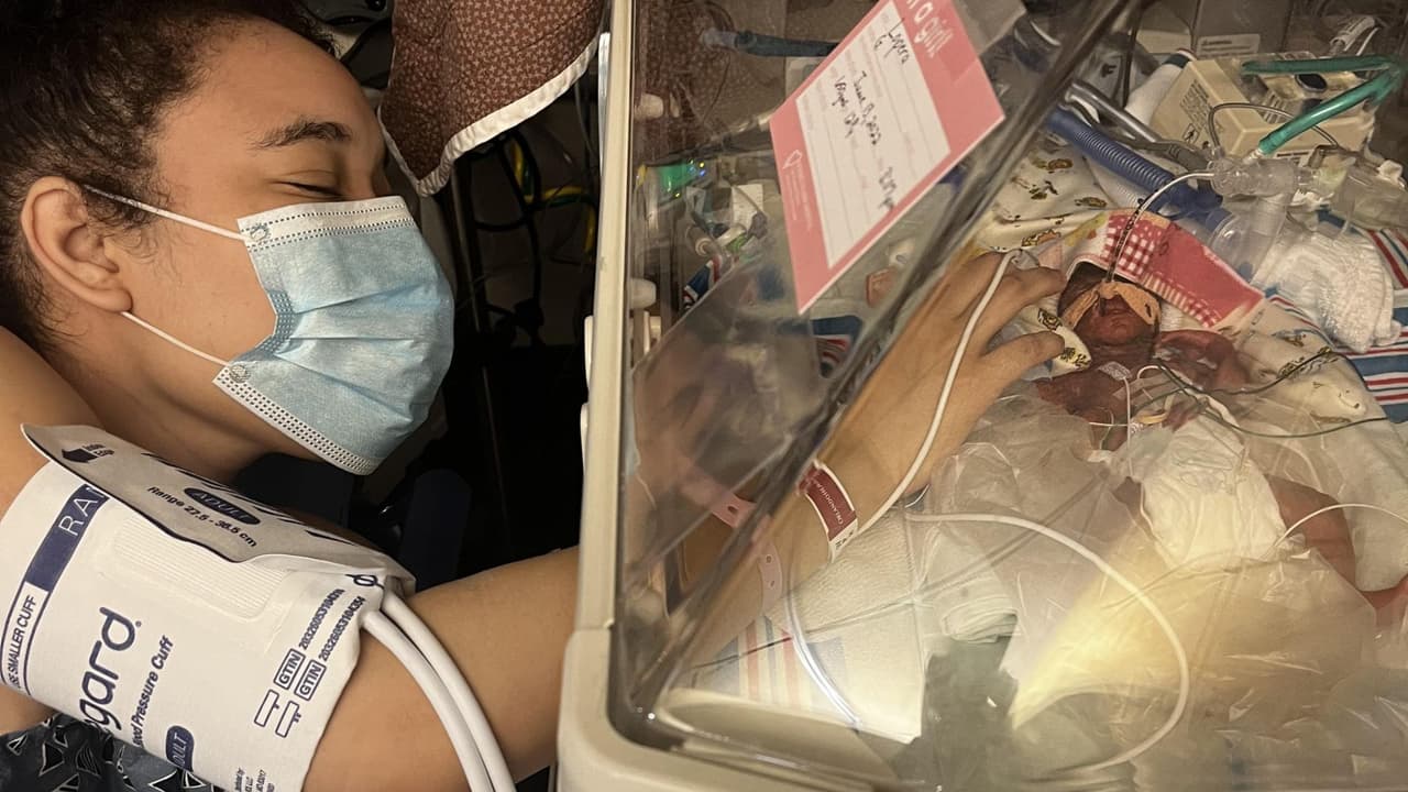 Fracturaron el cuello de su bebé y no dijeron nada: padres demandan a hospital tras la muerte de su hija recién nacida