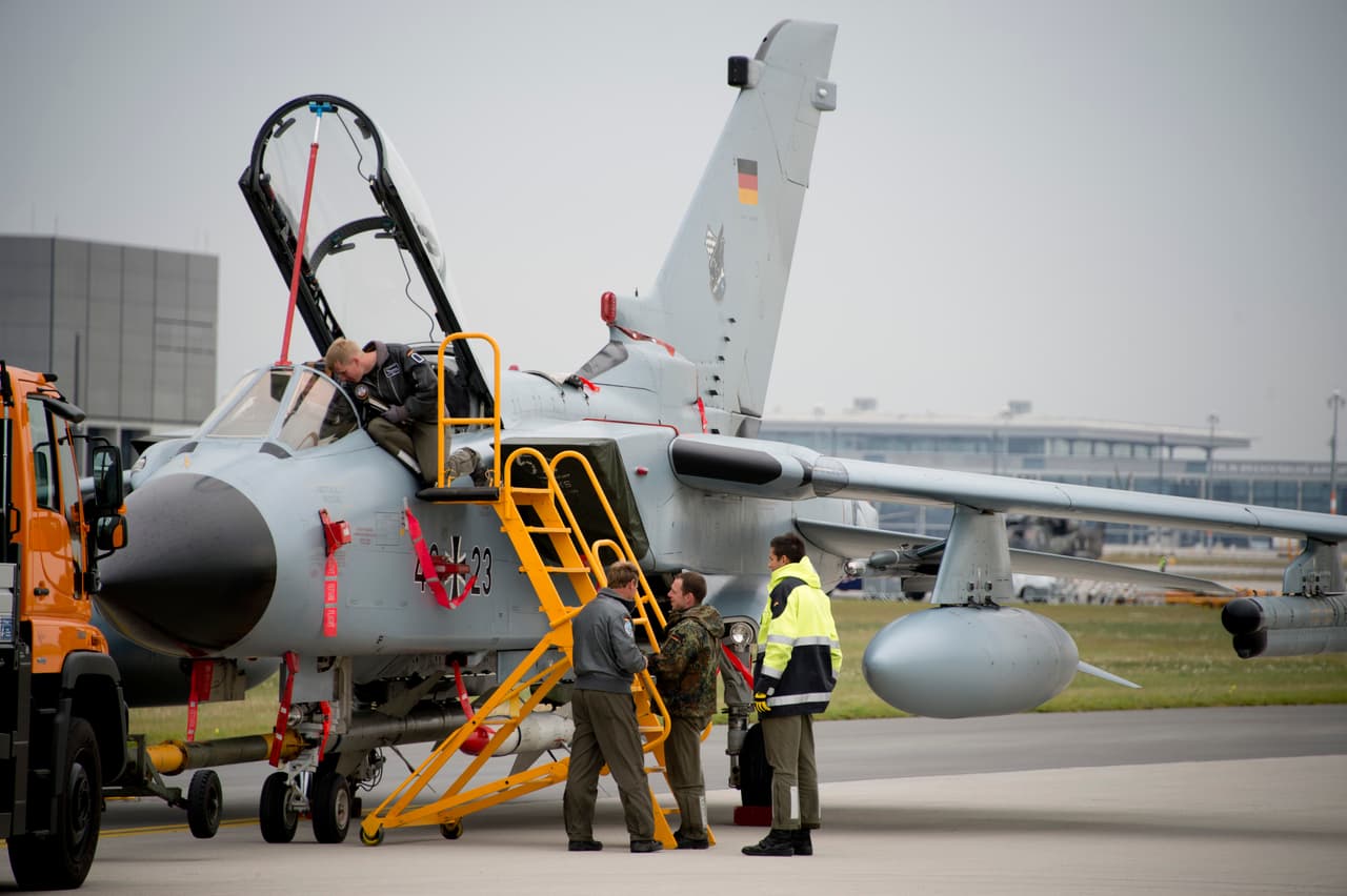 Gobierno alemán aprueba ayuda militar para combatir al Estado Islámico en Siria