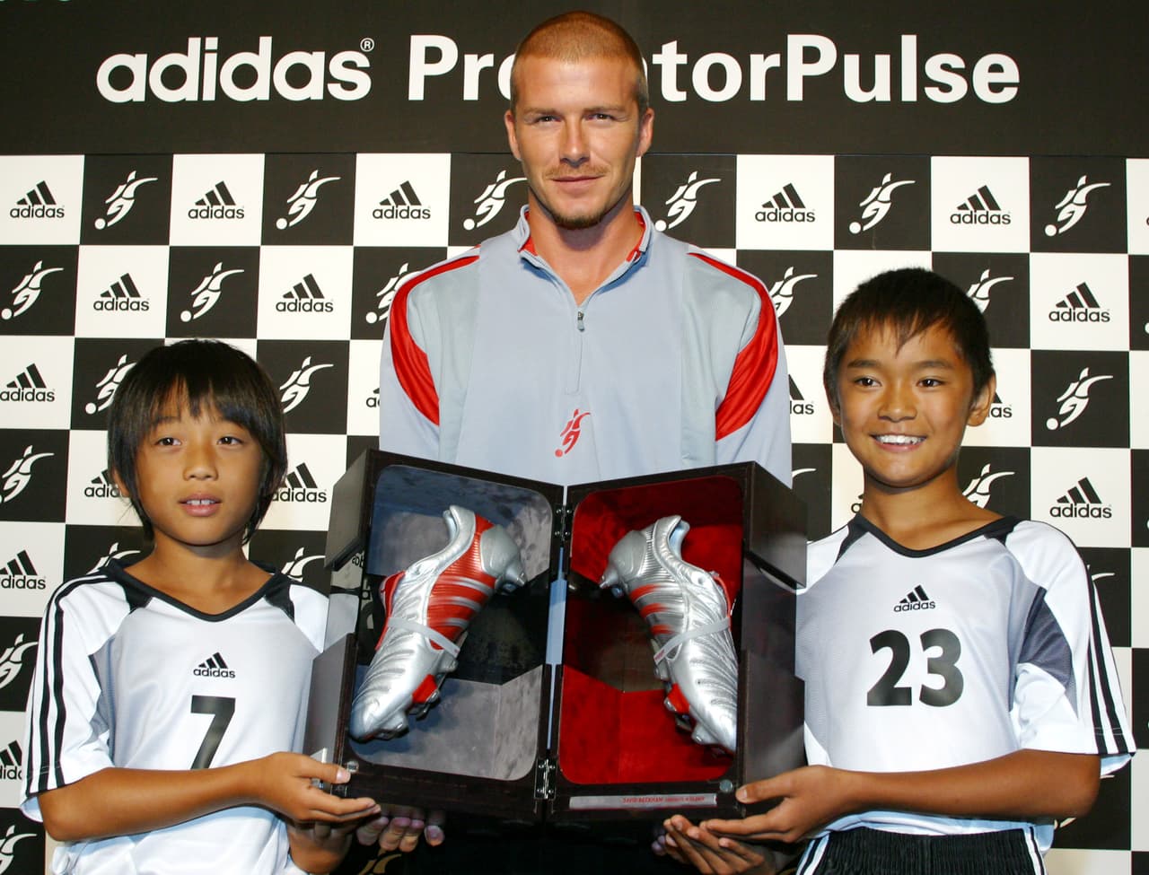 David Beckham fue otro de los jugadores que siempre estuvo con Adidas Predator en su carrera.