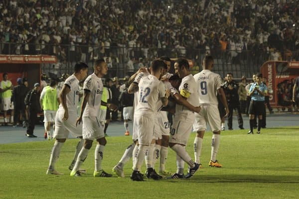 Comunicaciones deja vivo a Municipal en la semifinal del Clausura en Guatemala