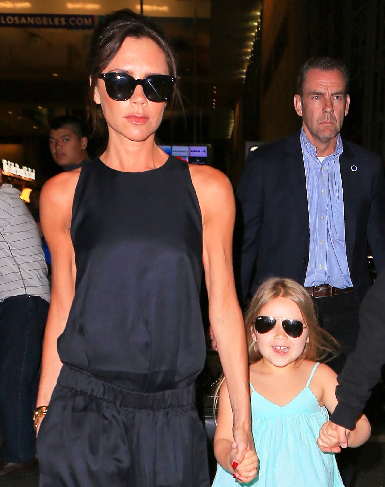 Claro, de su madre ha heredado el impecable estilo que la caracteriza.